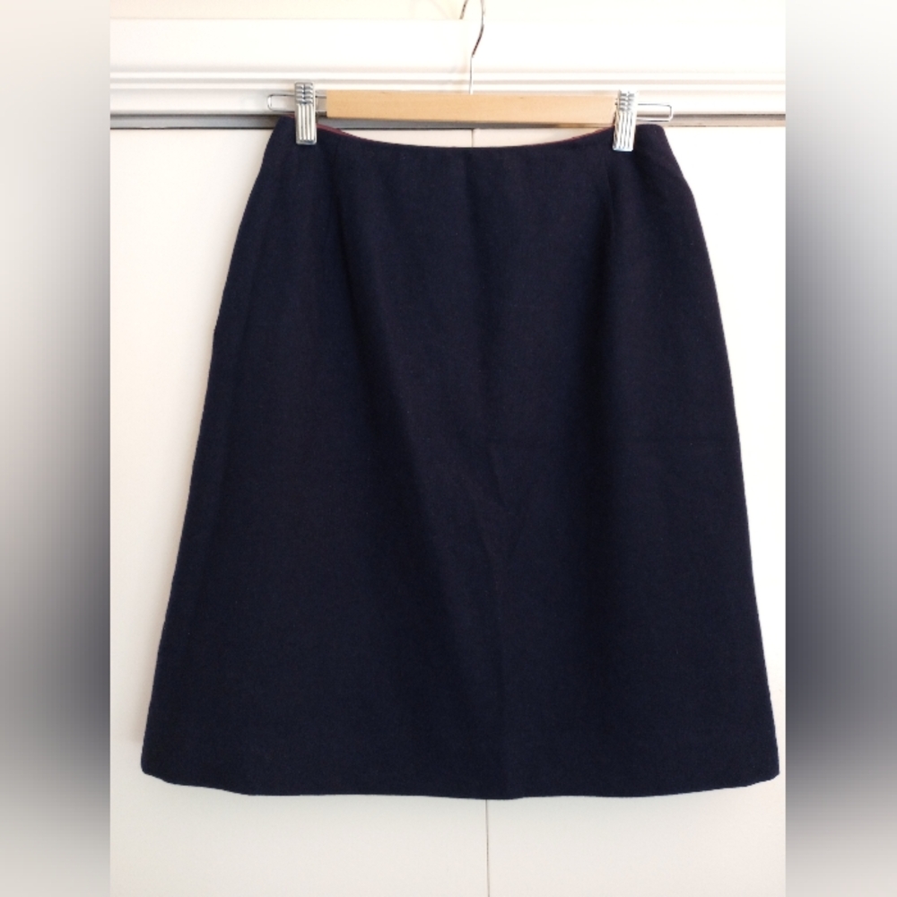 NAVY MINI SKIRT